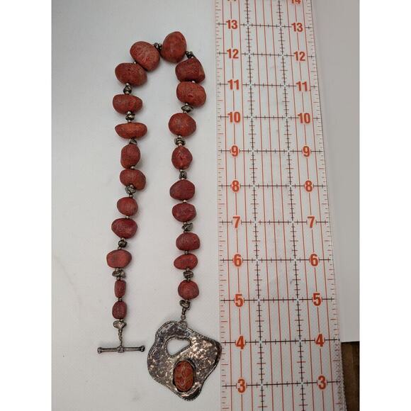 Silpada Red Sponge graduated Coral Necklace sterling Silver Toggle Clasp 17.5" - Picture 5 of 6